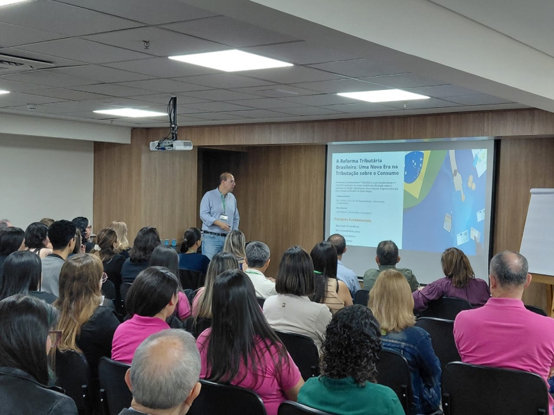 Grupo de Estudos Tributário discute sobre a nova reforma Foto